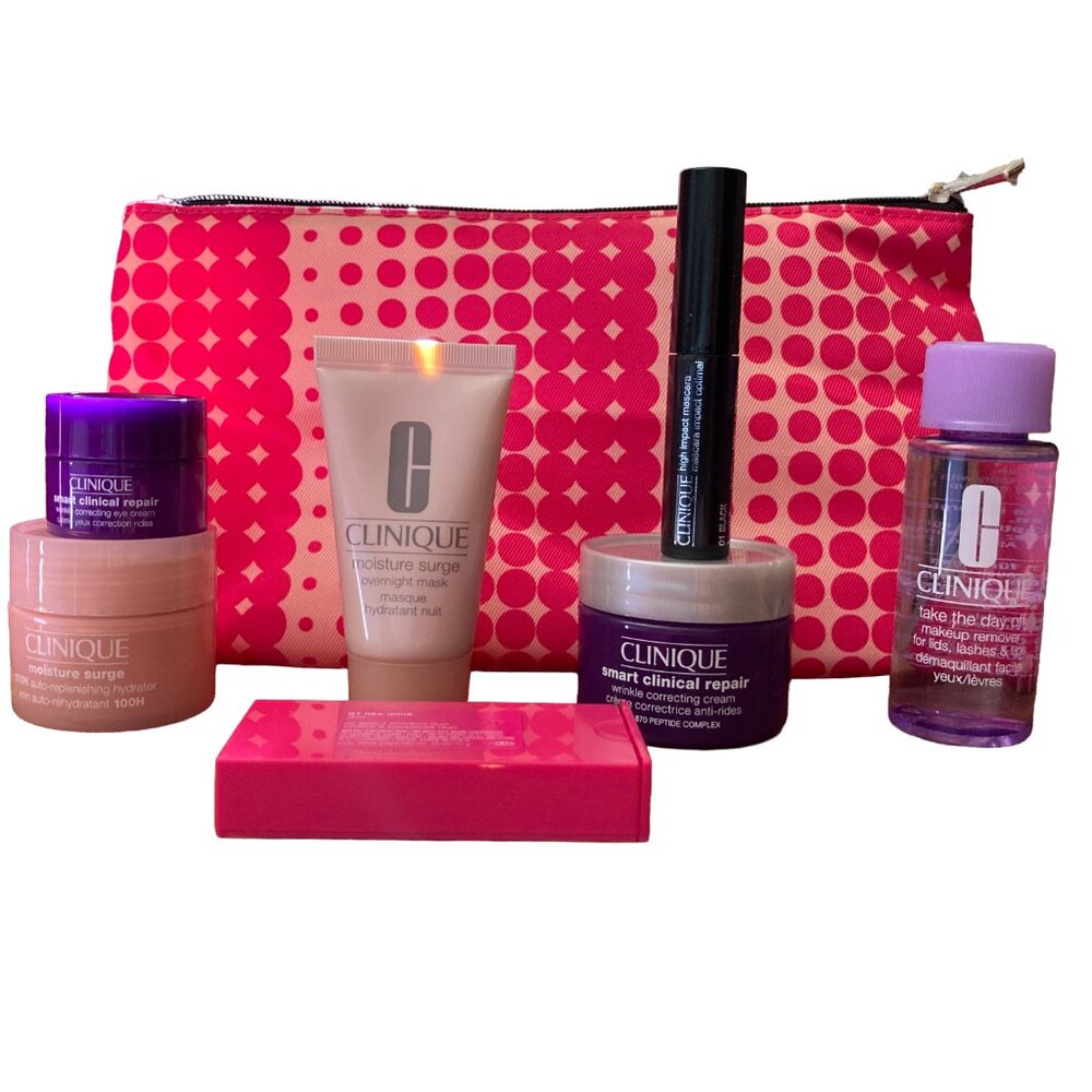 Clinique 8-Piece Gift Set + Cosmetics Bag – New & Unused 💄👜
